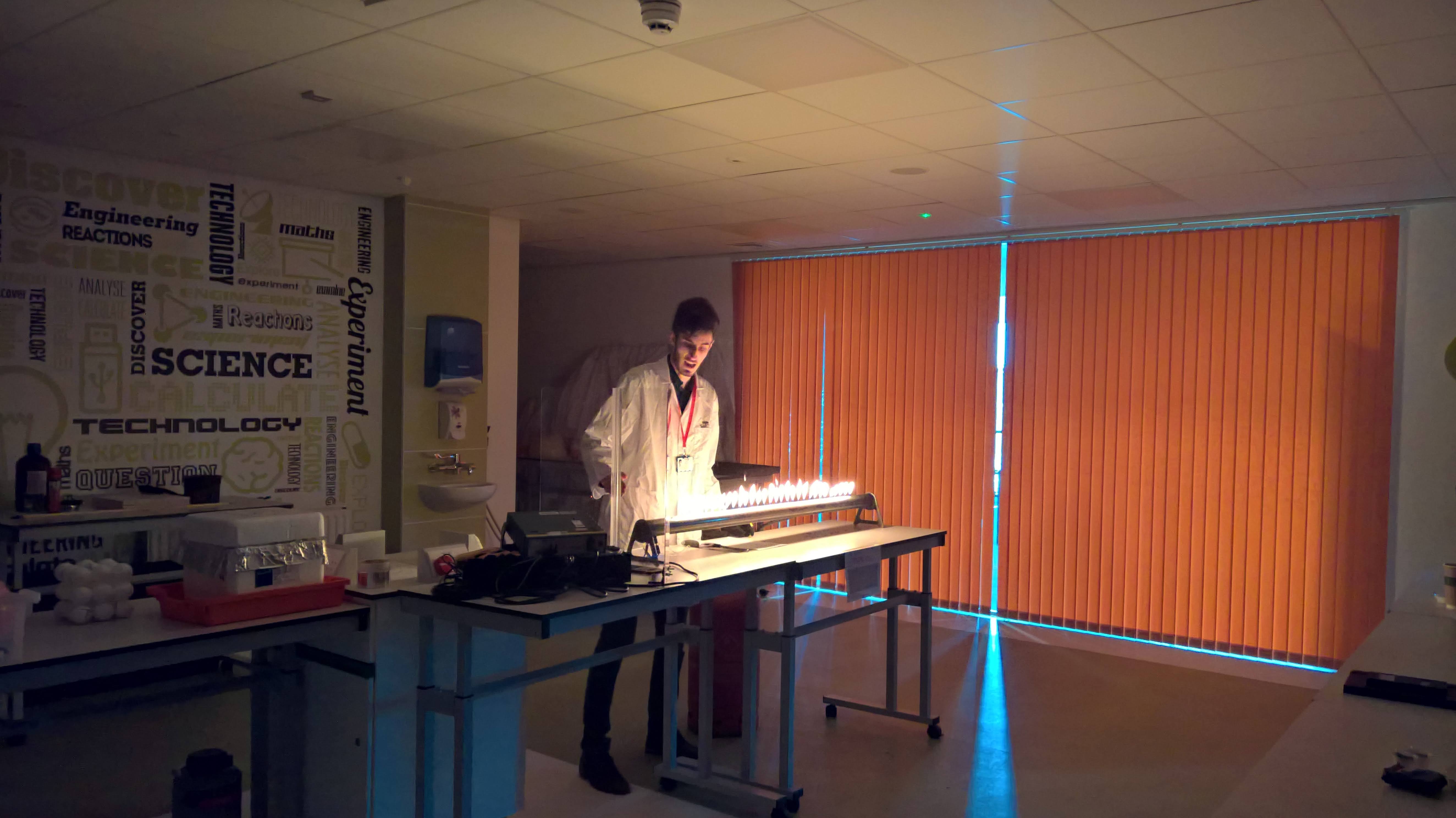 Science demonstration activity